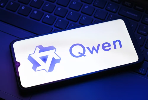 Full Deployment Qwen3-VL-32B-Instruct No-Internet Version No-Code Guide